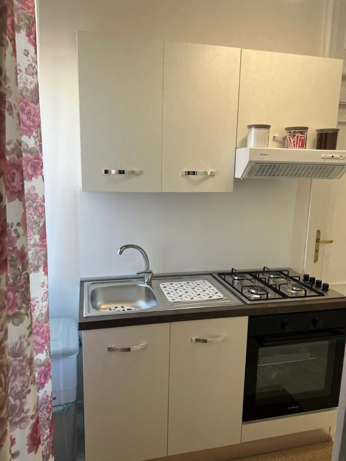 Appartement Casadoma Oplonti Pompei à Torre Annunziata Extérieur photo